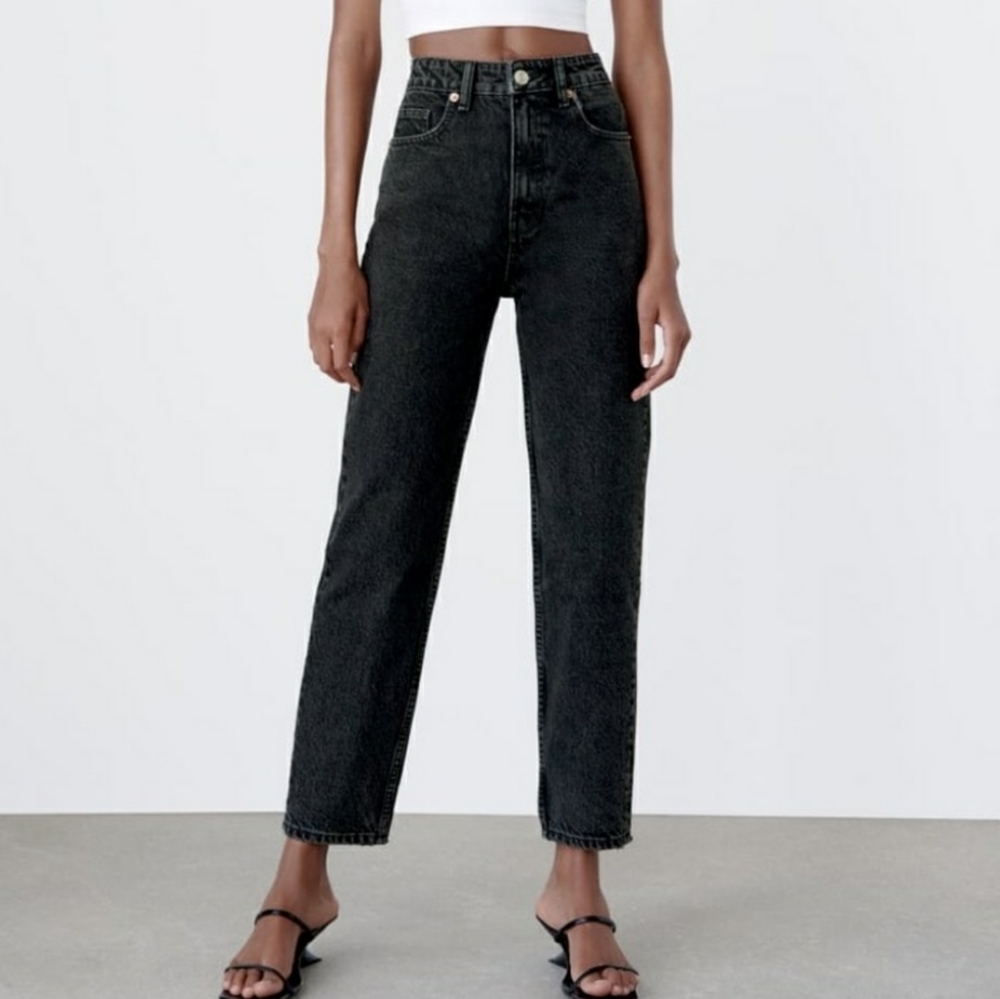 Zara mom fit jeans size 4